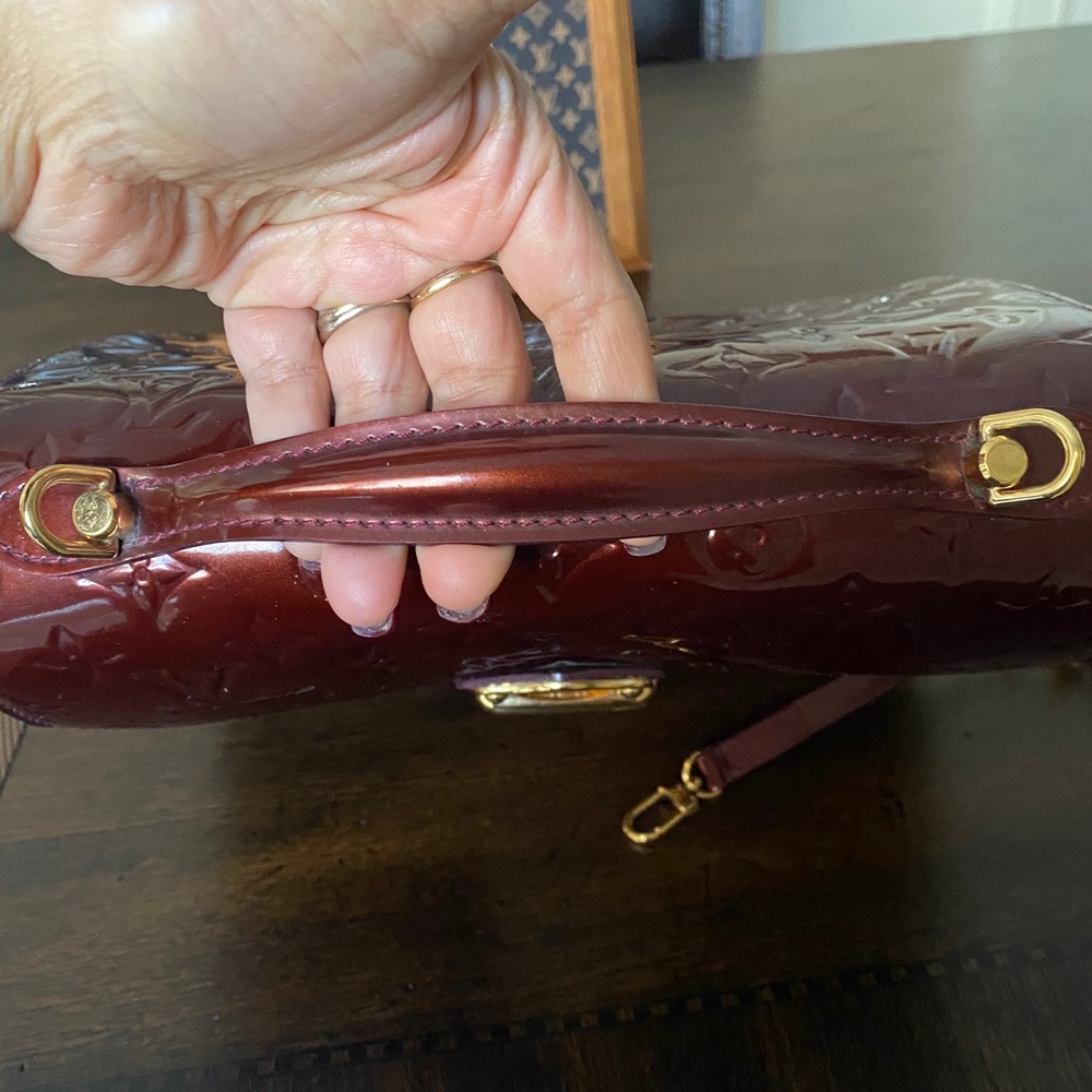 ❤️SOLD❤️Authentic Louis Vuitton Amarante Mirada - Picture 5 of 12